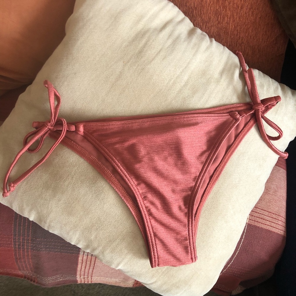 Billabong Women’s Isla Swim Bottoms